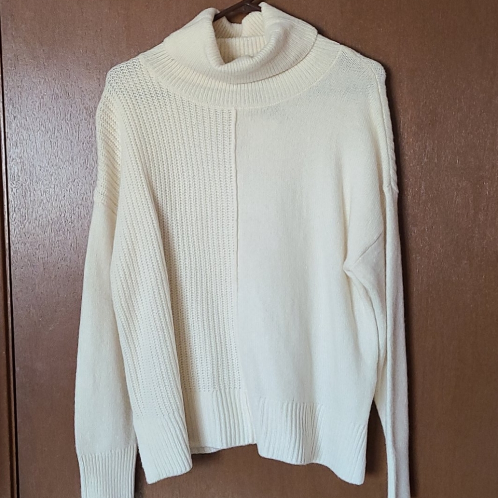NWT turtleneck sweater